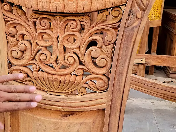 Chinioti dining chair