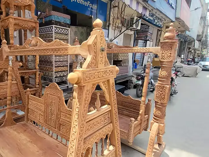 Chinioti jhoola