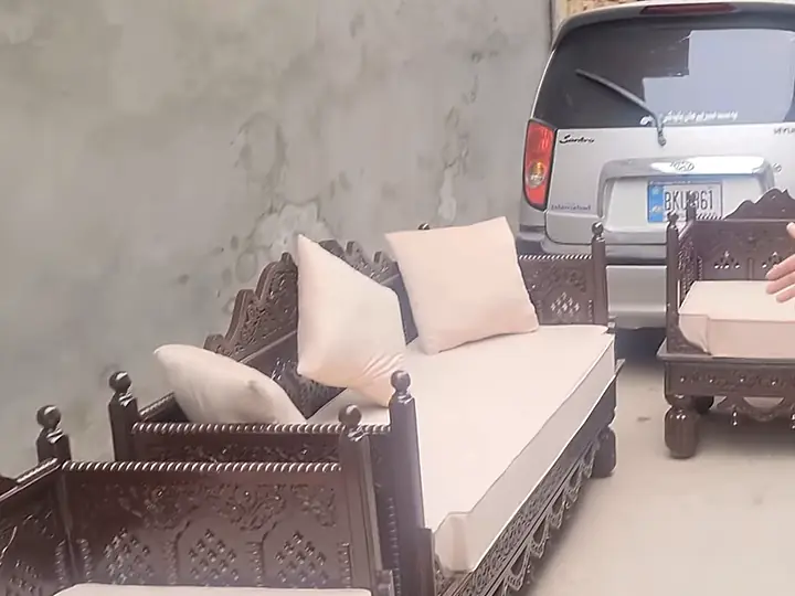 Royal three-seater sofa